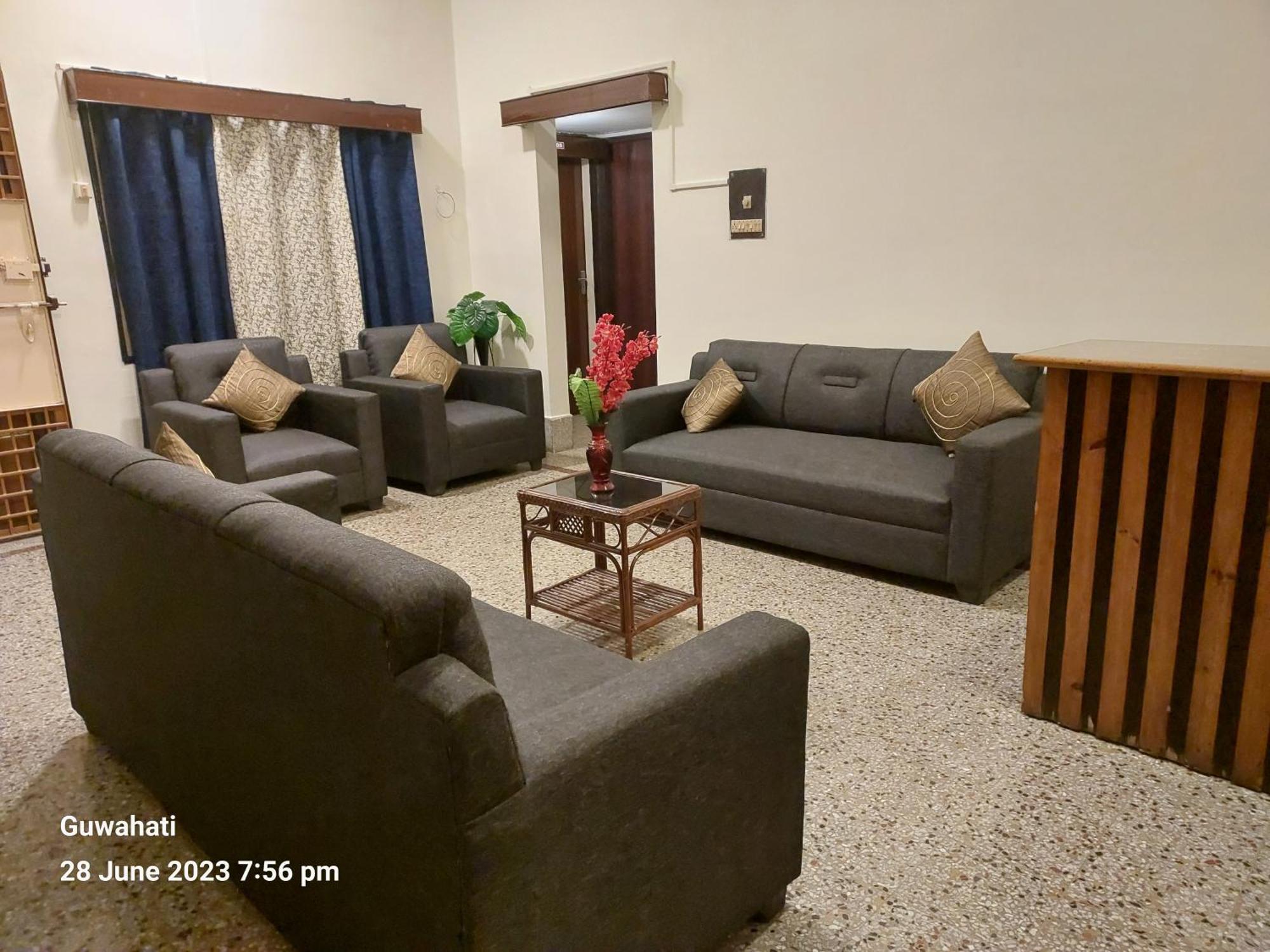 Riverview Guest House Guwahati Dış mekan fotoğraf