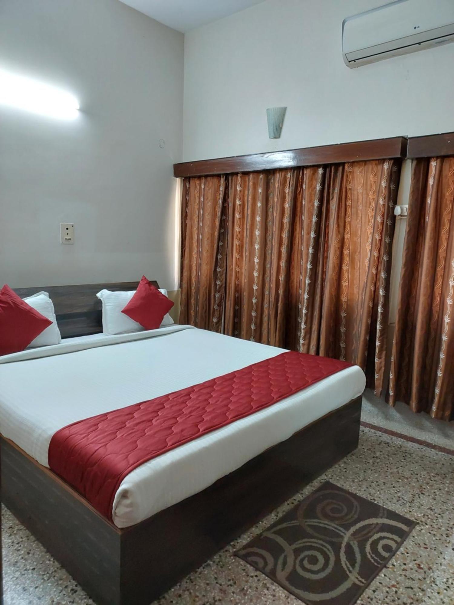 Riverview Guest House Guwahati Dış mekan fotoğraf